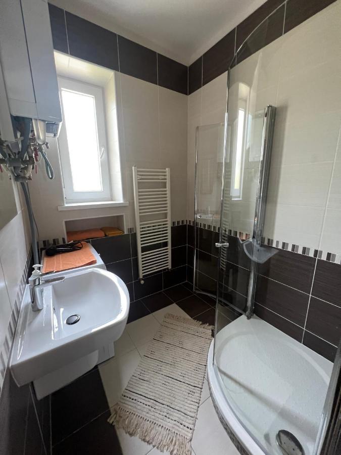 Elegantny Byt V Srdci Mesta Trenčín Zewnętrze zdjęcie